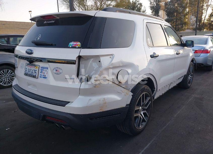 Photo 4 of 2018 Ford Explorer SPORT (VIN 1FM5K8GT1JGA99317)