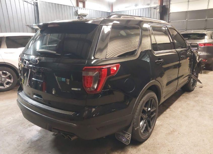 Photo 4 of 2018 Ford Explorer SPORT (VIN 1FM5K8GT1JGC38328)