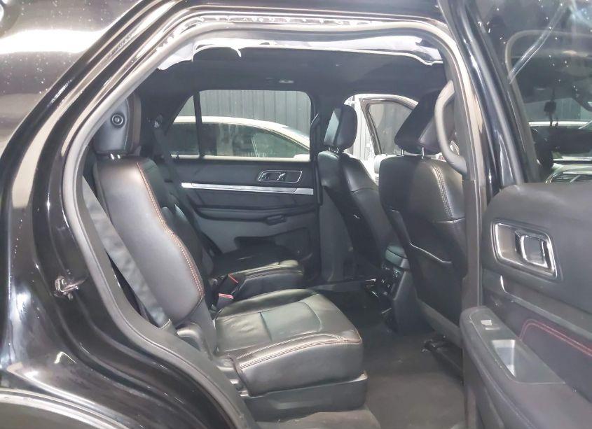 Photo 8 of 2018 Ford Explorer SPORT (VIN 1FM5K8GT1JGC38328)
