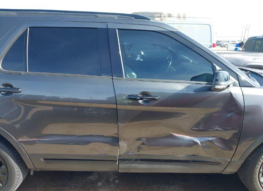 Photo 13 of 2019 Ford Explorer SPORT (VIN 1FM5K8GT1KGA41161)