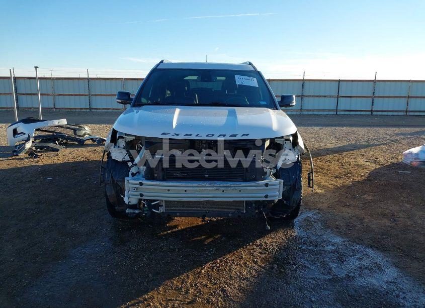 Photo 13 of 2019 Ford Explorer SPORT (VIN 1FM5K8GT1KGA71955)
