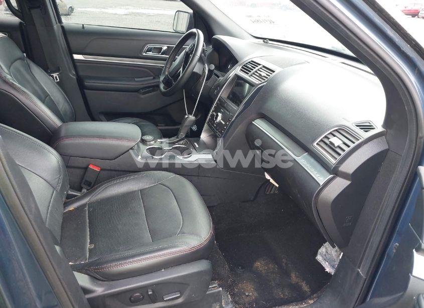 Photo 5 of 2019 Ford Explorer SPORT (VIN 1FM5K8GT1KGB01732)