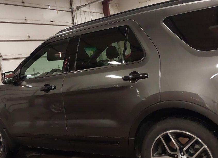 Photo 15 of 2016 Ford Explorer SPORT (VIN 1FM5K8GT2GGB11869)