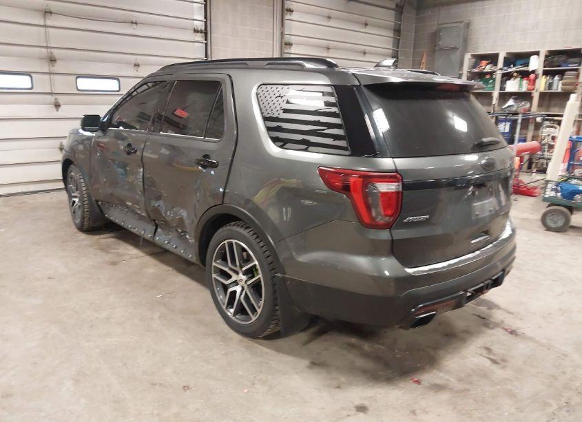 Photo 3 of 2017 Ford Explorer SPORT (VIN 1FM5K8GT2HGE16337)