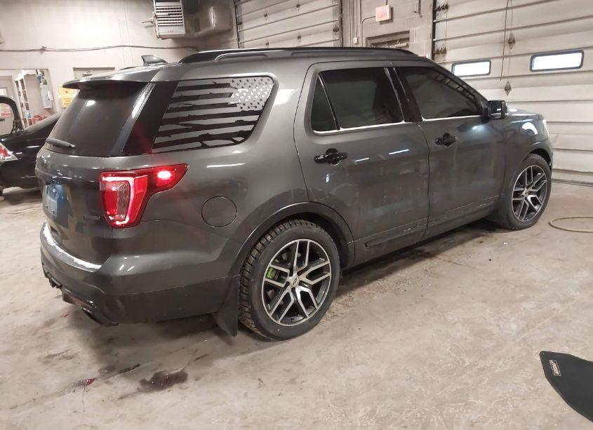 Photo 4 of 2017 Ford Explorer SPORT (VIN 1FM5K8GT2HGE16337)