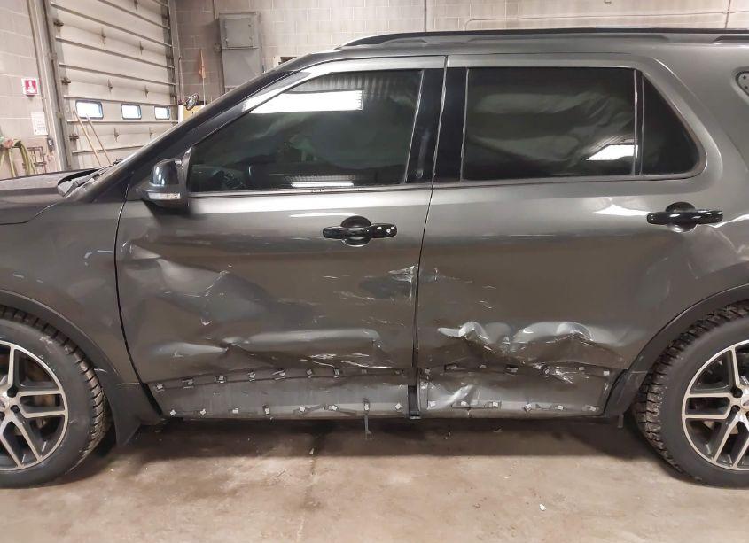 Photo 6 of 2017 Ford Explorer SPORT (VIN 1FM5K8GT2HGE16337)