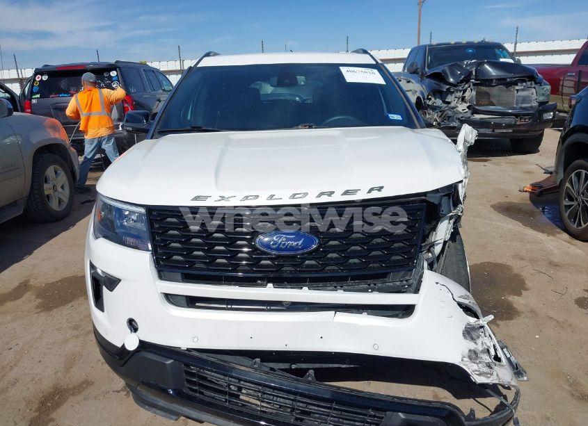 Photo 13 of 2019 Ford Explorer SPORT (VIN 1FM5K8GT2KGB06812)