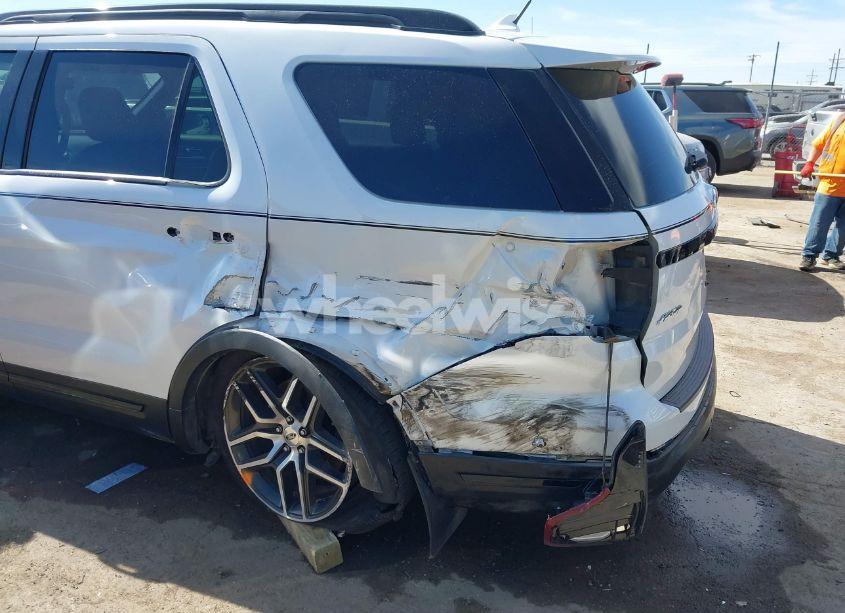 Photo 18 of 2019 Ford Explorer SPORT (VIN 1FM5K8GT2KGB06812)