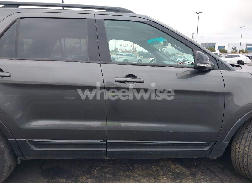 Photo 13 of 2015 Ford Explorer SPORT (VIN 1FM5K8GT3FGB02418)