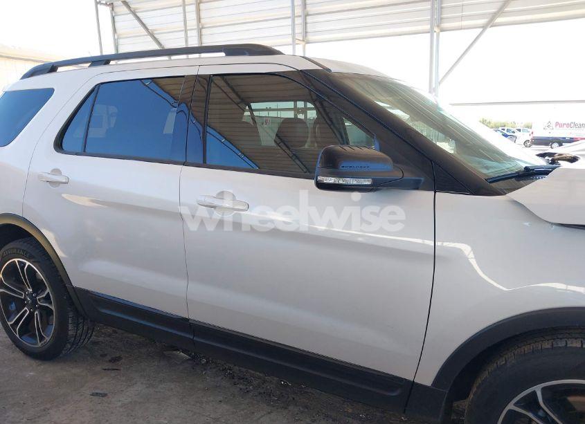 Photo 13 of 2015 Ford Explorer SPORT (VIN 1FM5K8GT3FGB50517)