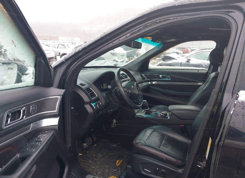 Photo 5 of 2016 Ford Explorer SPORT (VIN 1FM5K8GT3GGA05575)