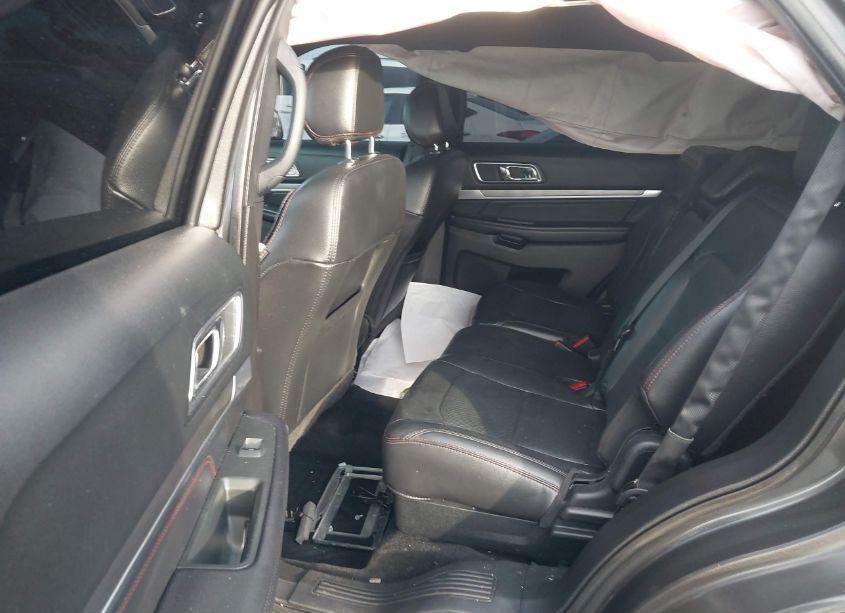 Photo 8 of 2017 Ford Explorer SPORT (VIN 1FM5K8GT3HGB46311)