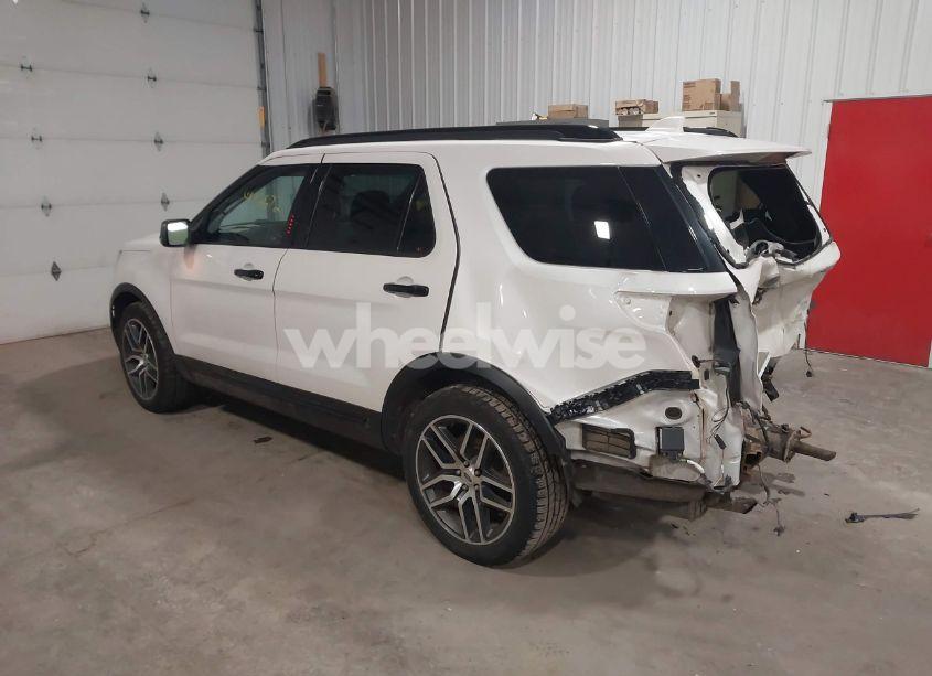 Photo 3 of 2017 Ford Explorer SPORT (VIN 1FM5K8GT3HGD03691)