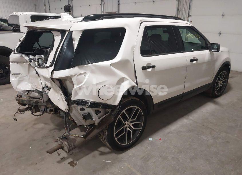 Photo 4 of 2017 Ford Explorer SPORT (VIN 1FM5K8GT3HGD03691)