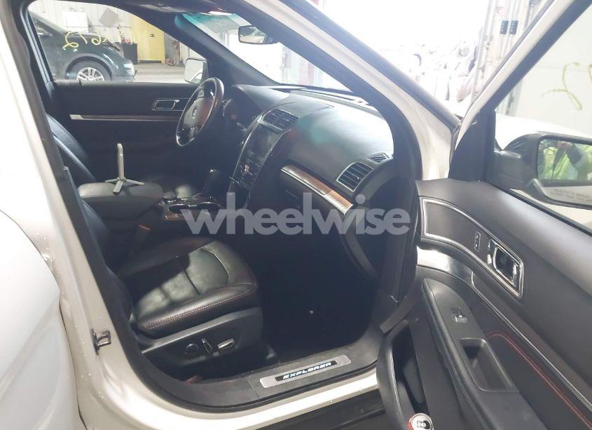 Photo 5 of 2017 Ford Explorer SPORT (VIN 1FM5K8GT3HGD03691)