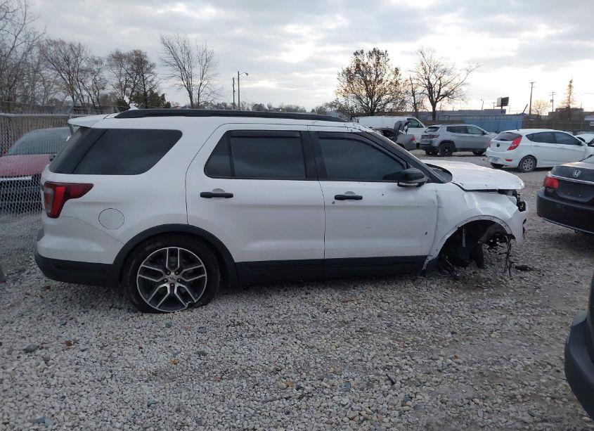 Photo 13 of 2018 Ford Explorer SPORT (VIN 1FM5K8GT3JGA77495)