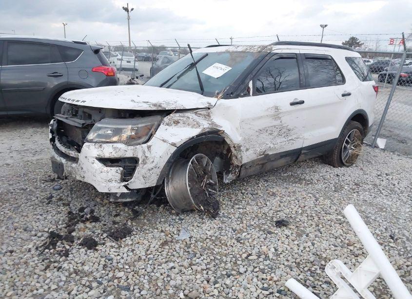 Photo 2 of 2018 Ford Explorer SPORT (VIN 1FM5K8GT3JGA77495)