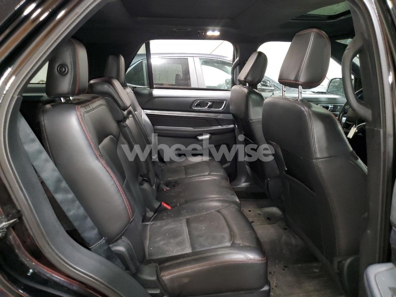 Photo 11 of 2018 FORD EXPLORER SPORT (VIN 1FM5K8GT3JGB27912)