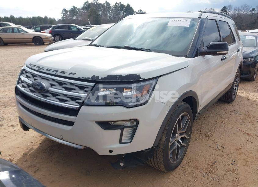 Photo 2 of 2018 Ford Explorer SPORT (VIN 1FM5K8GT3JGC02690)