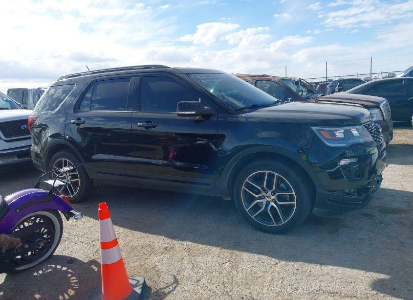 Photo 13 of 2018 Ford Explorer SPORT (VIN 1FM5K8GT3JGC27735)