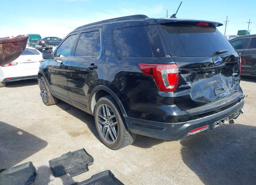 Photo 3 of 2018 Ford Explorer SPORT (VIN 1FM5K8GT3JGC27735)