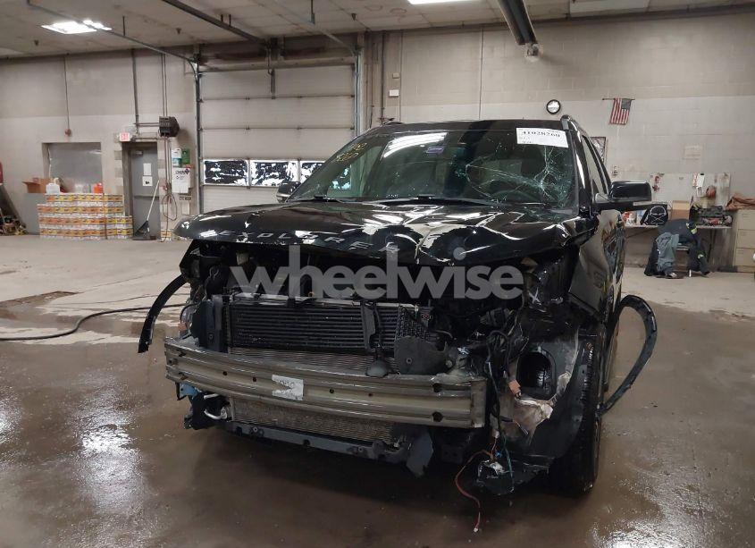 Photo 6 of 2018 Ford Explorer SPORT (VIN 1FM5K8GT3JGC46639)