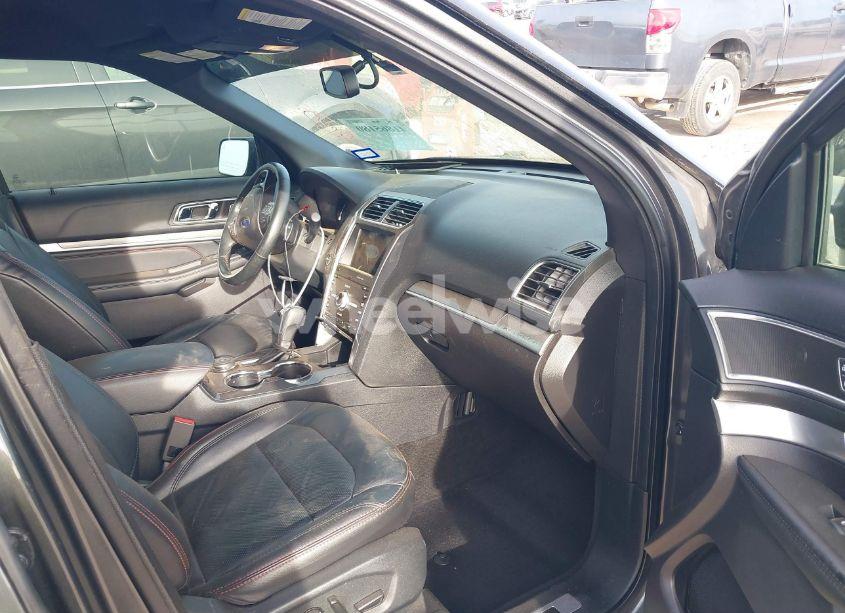 Photo 5 of 2019 Ford Explorer SPORT (VIN 1FM5K8GT3KGA71276)