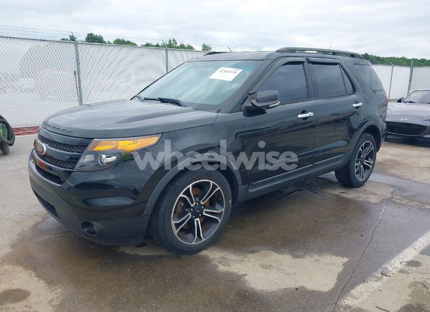 Photo 2 of 2013 Ford Explorer SPORT (VIN 1FM5K8GT4DGC05148)