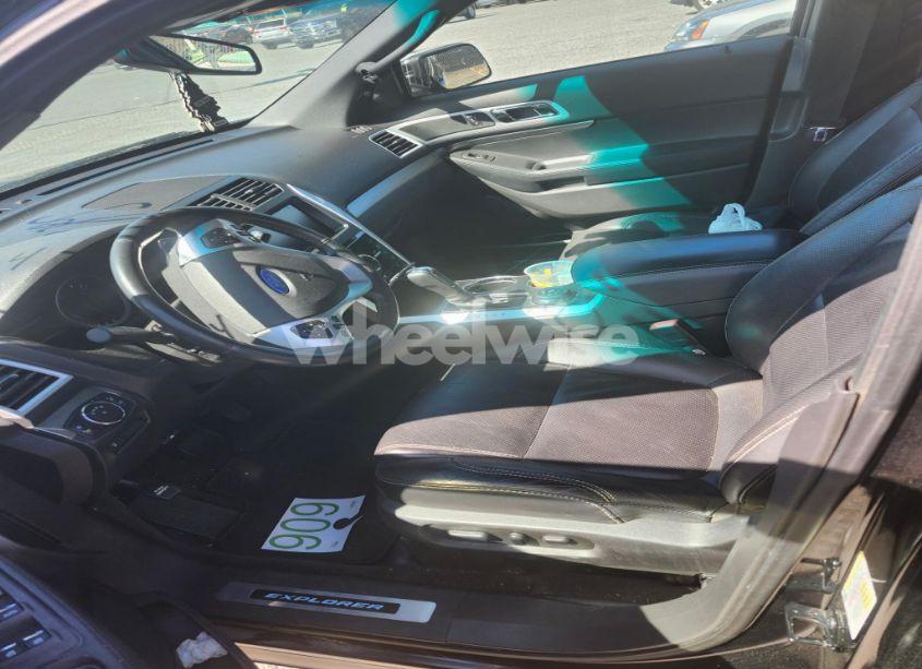 Photo 5 of 2014 Ford Explorer (VIN 1FM5K8GT4EGA36458)