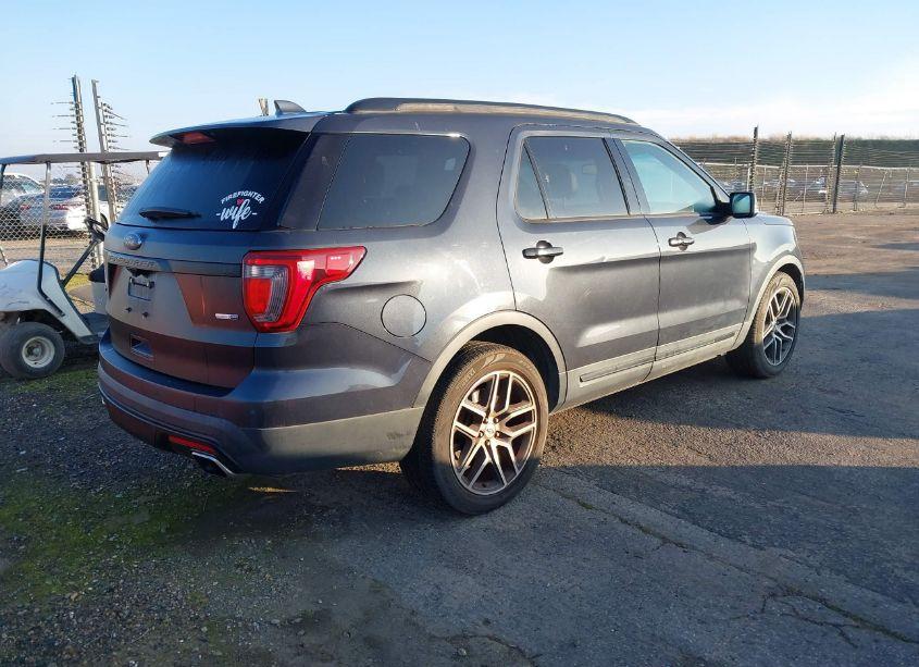 Photo 4 of 2017 Ford Explorer SPORT (VIN 1FM5K8GT4HGA12763)