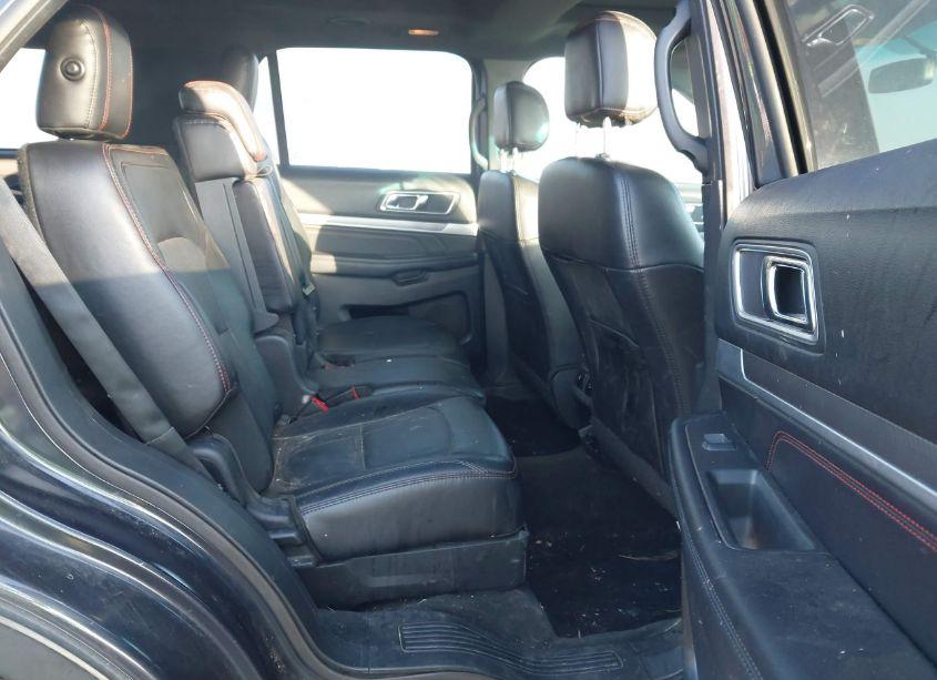 Photo 8 of 2017 Ford Explorer SPORT (VIN 1FM5K8GT4HGA12763)