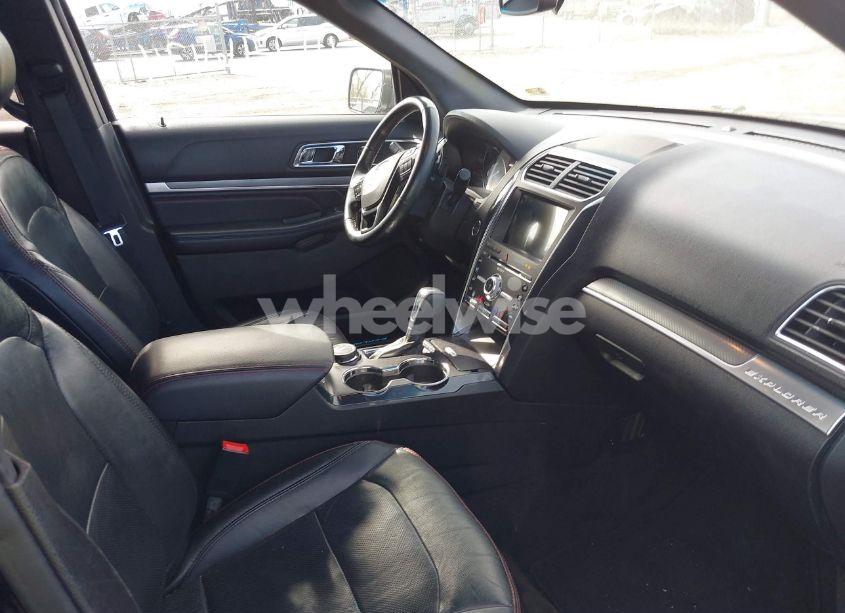 Photo 5 of 2017 Ford Explorer SPORT (VIN 1FM5K8GT4HGA55936)