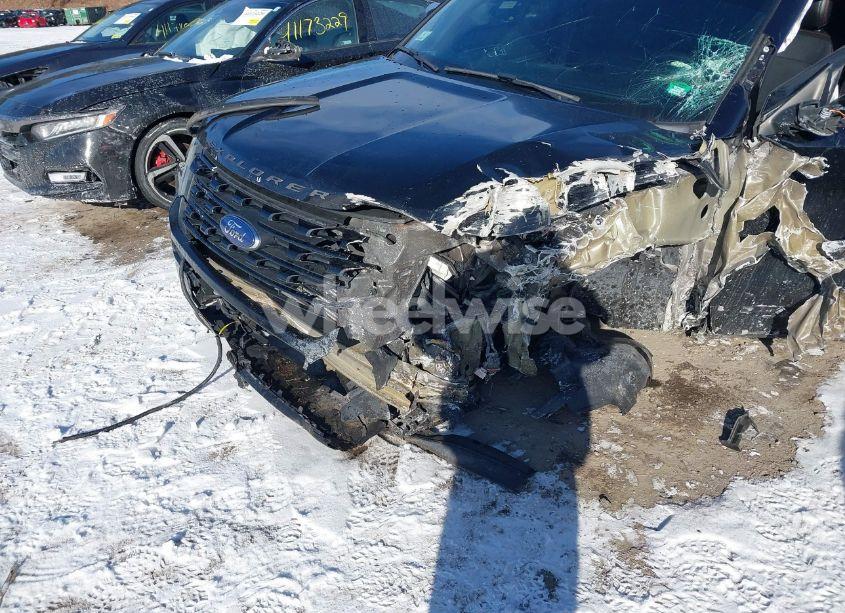 Photo 6 of 2017 Ford Explorer SPORT (VIN 1FM5K8GT4HGC33280)