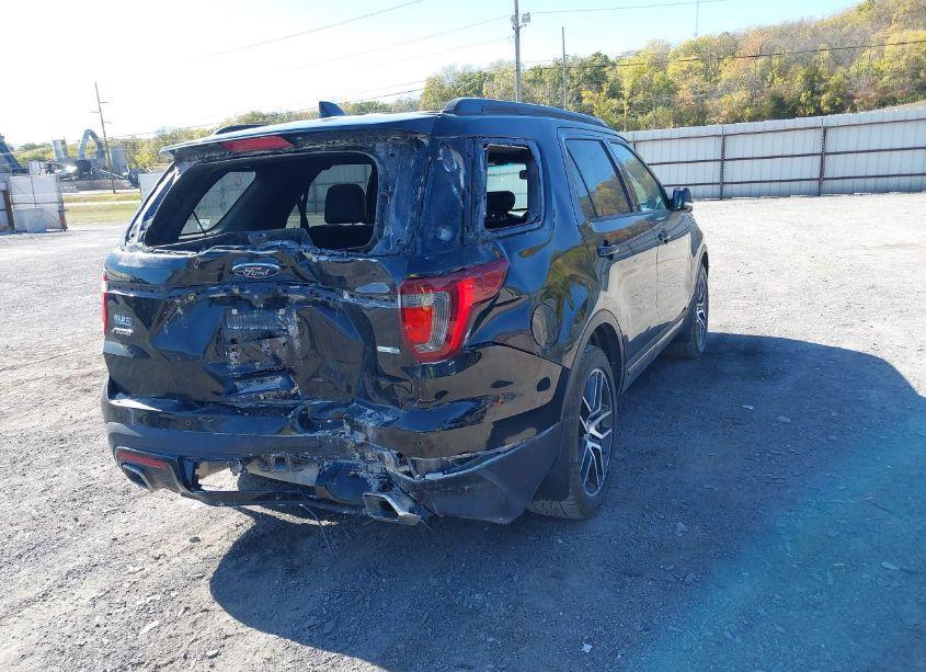 Photo 4 of 2017 Ford Explorer SPORT (VIN 1FM5K8GT4HGD87682)