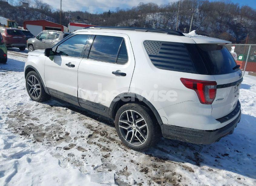 Photo 3 of 2019 Ford Explorer SPORT (VIN 1FM5K8GT4KGB39973)