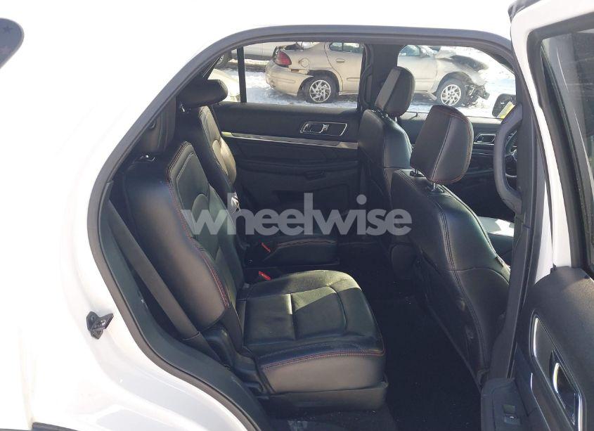 Photo 8 of 2019 Ford Explorer SPORT (VIN 1FM5K8GT4KGB39973)