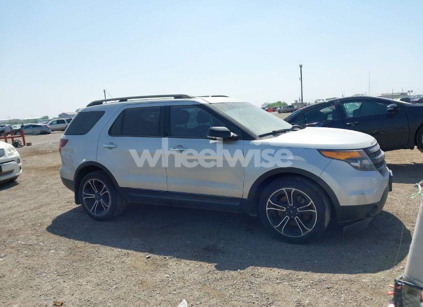 Photo 13 of 2013 Ford Explorer SPORT (VIN 1FM5K8GT5DGB52752)
