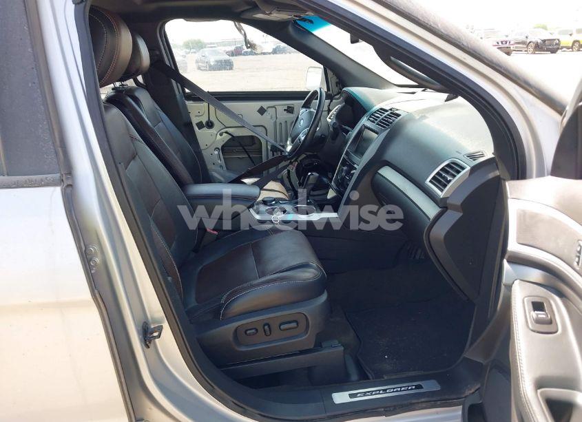Photo 5 of 2013 Ford Explorer SPORT (VIN 1FM5K8GT5DGB52752)