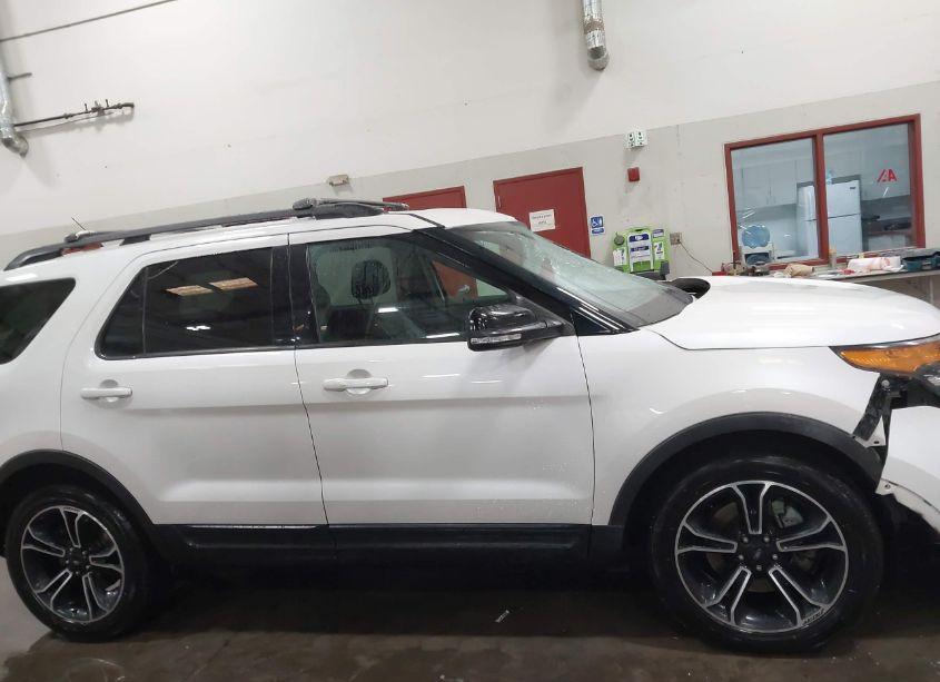 Photo 13 of 2015 Ford Explorer SPORT (VIN 1FM5K8GT5FGC24908)