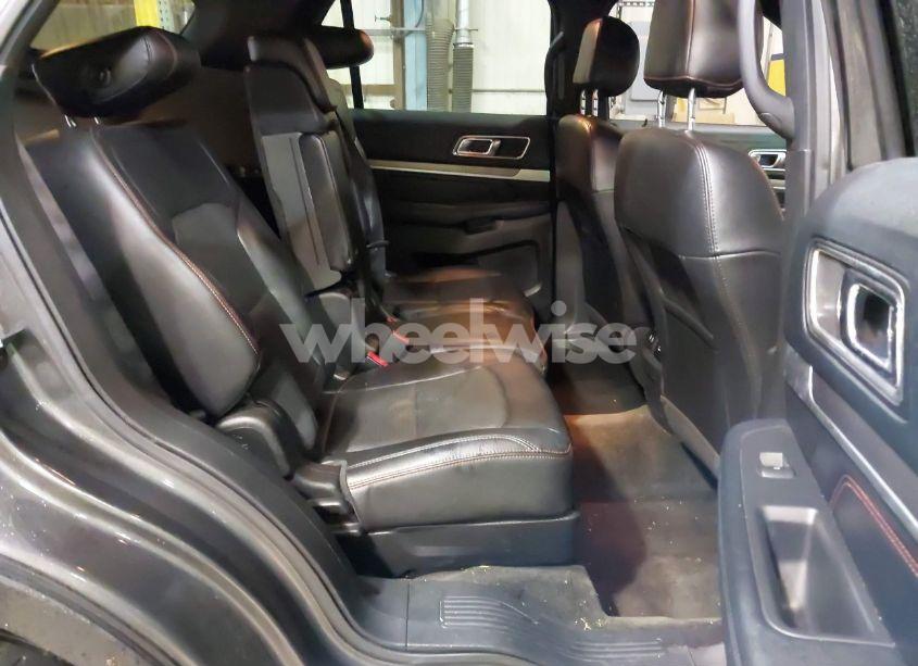 Photo 8 of 2016 Ford Explorer SPORT (VIN 1FM5K8GT5GGB16466)