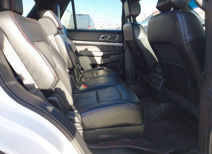 Photo 8 of 2016 Ford Explorer SPORT (VIN 1FM5K8GT5GGB30075)