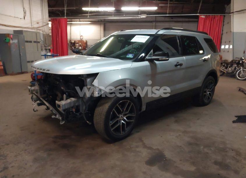 Photo 2 of 2017 Ford Explorer SPORT (VIN 1FM5K8GT5HGA03358)