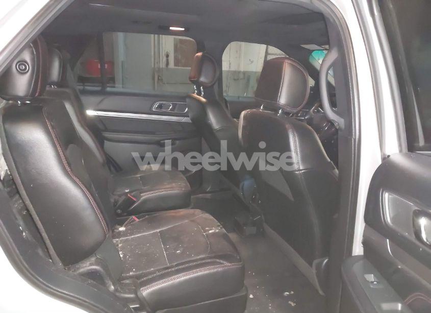 Photo 8 of 2017 Ford Explorer SPORT (VIN 1FM5K8GT5HGA03358)