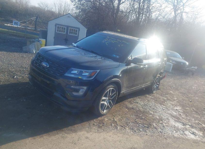 Photo 2 of 2017 Ford Explorer SPORT (VIN 1FM5K8GT5HGA31192)