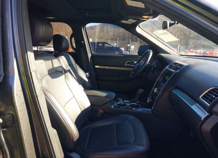 Photo 5 of 2017 Ford Explorer SPORT (VIN 1FM5K8GT5HGD50317)