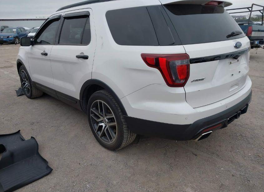 Photo 3 of 2017 Ford Explorer SPORT (VIN 1FM5K8GT5HGD63794)