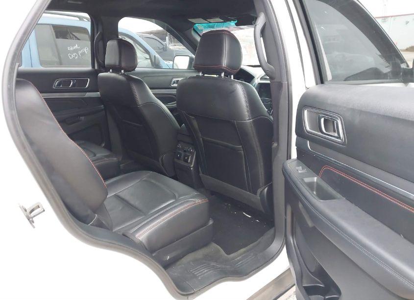 Photo 8 of 2017 Ford Explorer SPORT (VIN 1FM5K8GT5HGD63794)