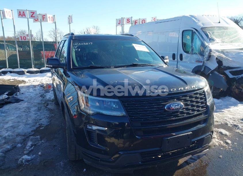 Photo 13 of 2018 Ford Explorer SPORT (VIN 1FM5K8GT5JGB04860)