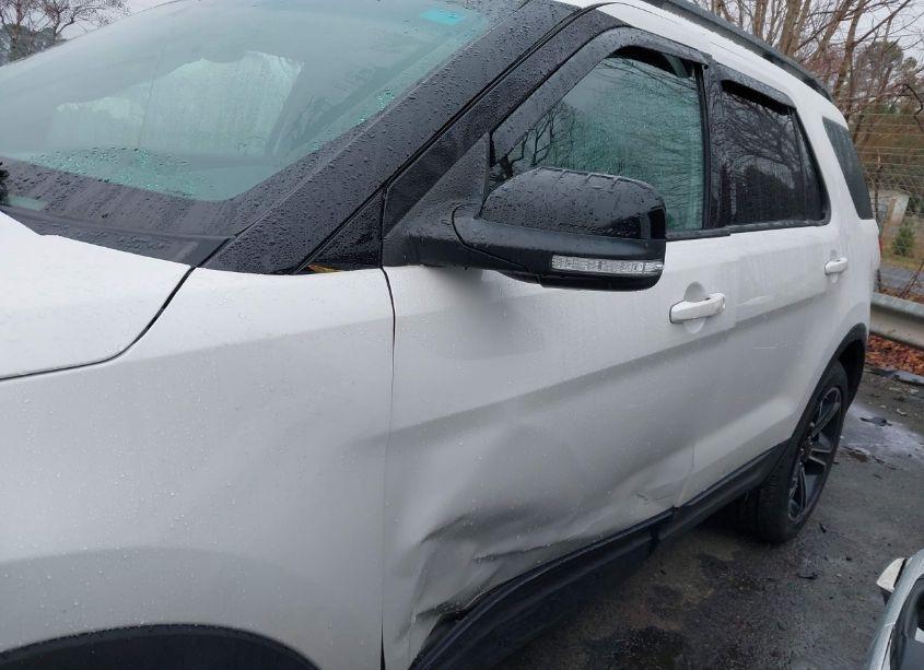 Photo 6 of 2015 Ford Explorer SPORT (VIN 1FM5K8GT6FGA08615)