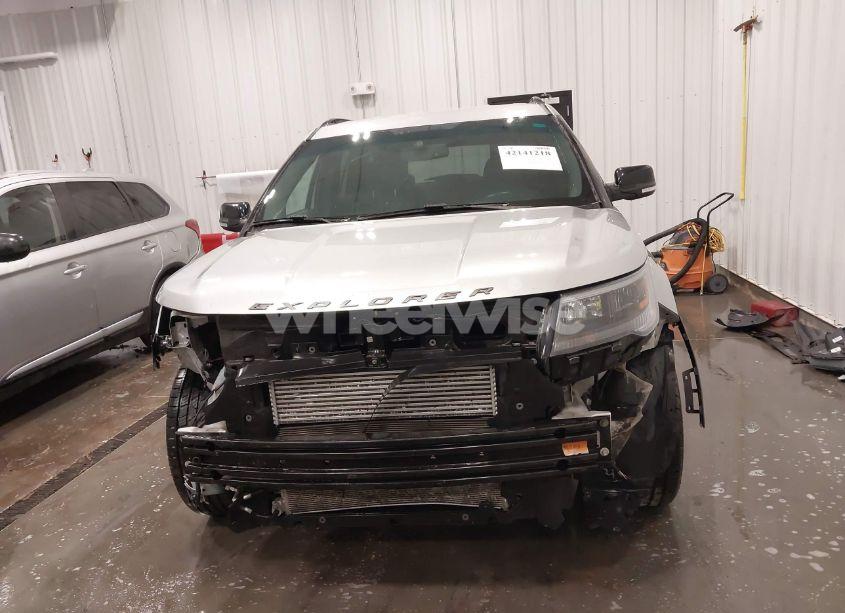 Photo 13 of 2016 Ford Explorer SPORT (VIN 1FM5K8GT6GGA20233)